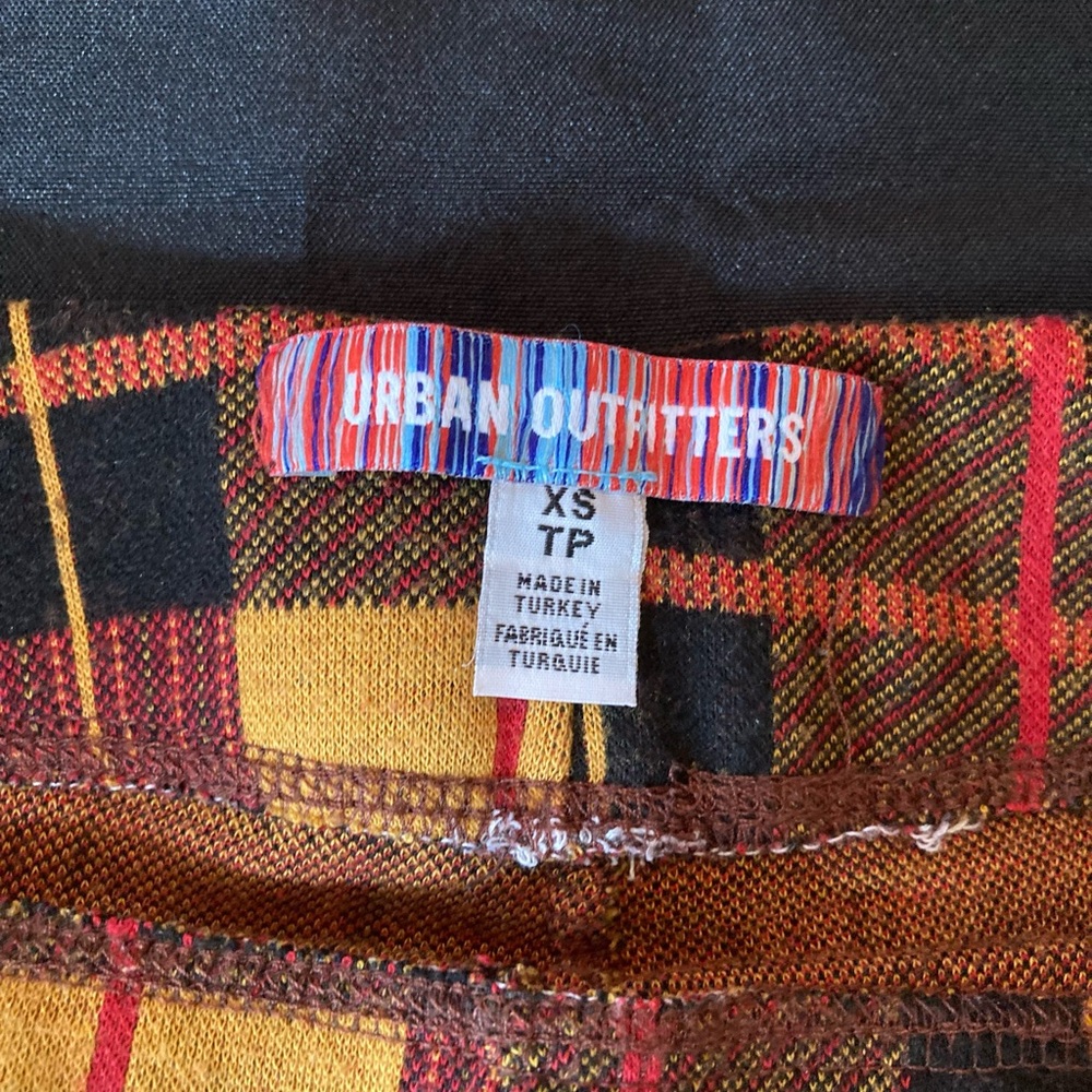 Urban Outfitters Women's Pull On Plaid Red and Yellow Flare Pants Sz XS - Picture 2 of 6